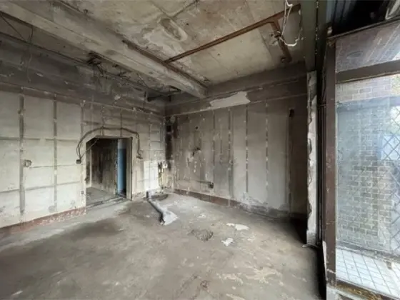 荻窪のスケルトン物件の内装