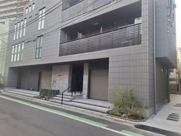 南千住のスケルトン店舗物件の外観