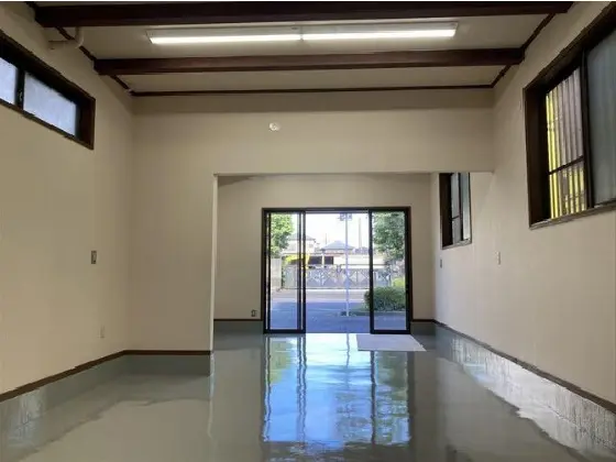 貸店舗(事務所仕様)の内装