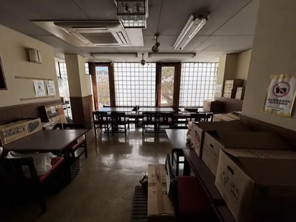 鎌倉の中華料理居抜きの内装