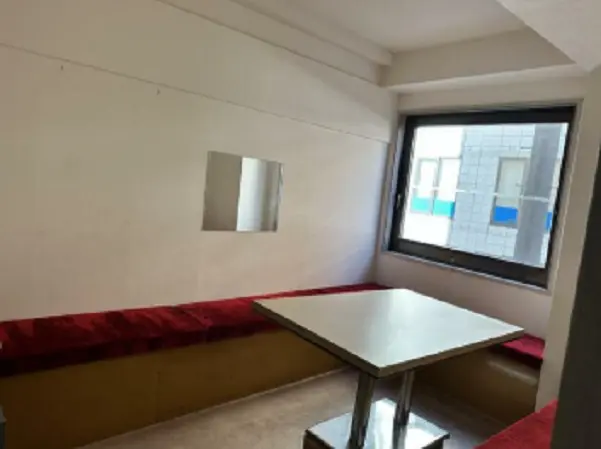 相模大野の事務所仕様店舗物件の内装