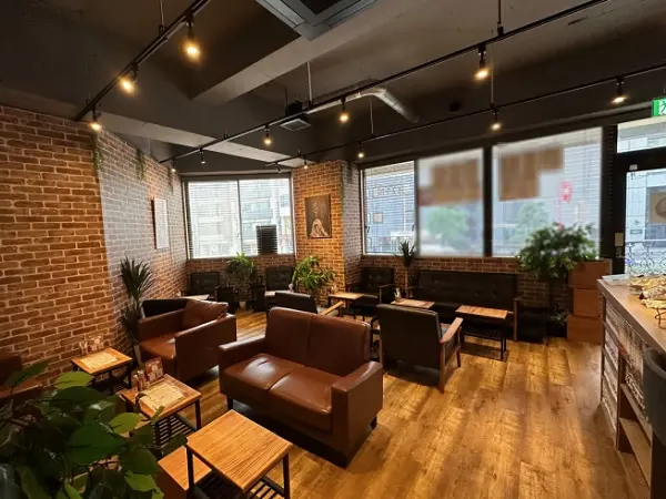 東新宿のBAR・ショットバー居抜きの内装