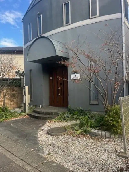 鎌倉のフレンチ居抜きのエントランス