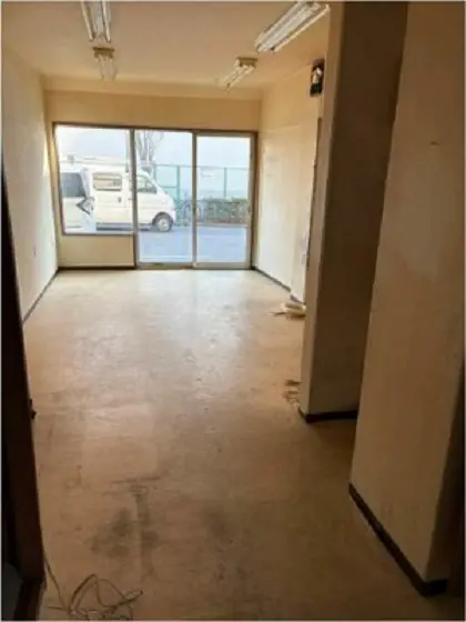 東長崎の事務所仕様物件の内装