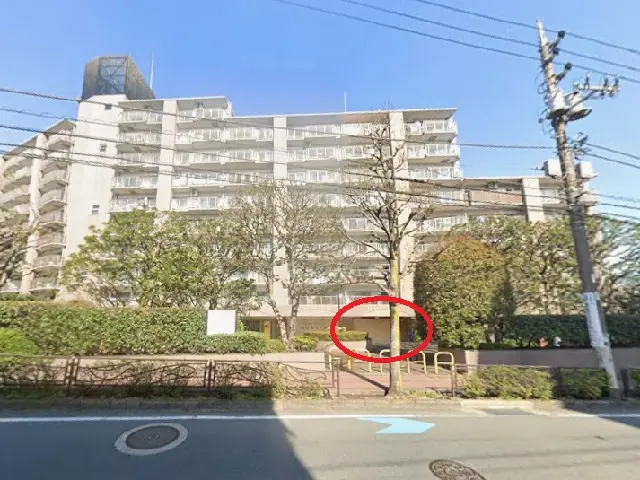 梶が谷のスケルトン店舗物件の外観