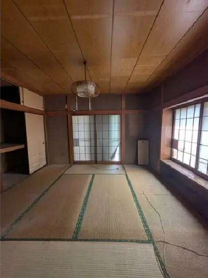 貸店舗(事務所仕様)の内装