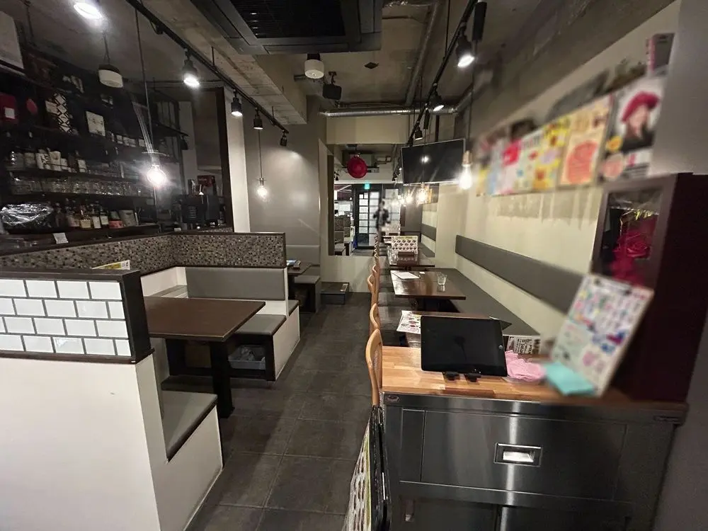 市川の居抜き店舗の内装