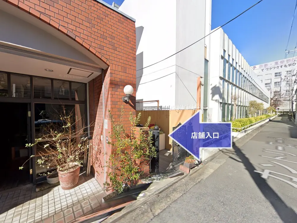 エステの居抜き物件のエントランス