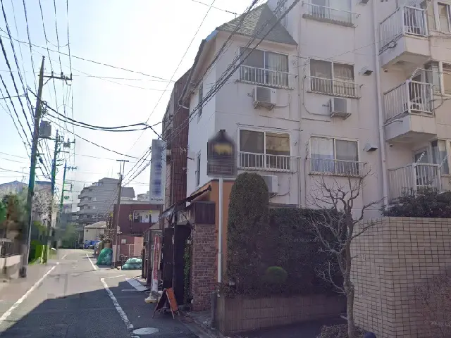 用賀のスケルトン店舗物件の外観