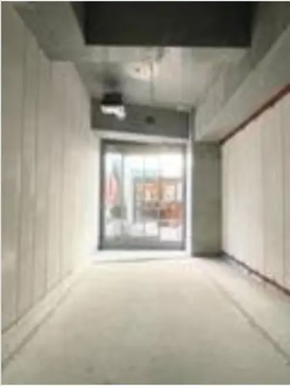 笹塚のスケルトン店舗物件の内装