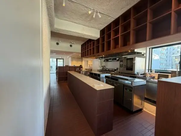 麻布十番のフレンチ居抜きの内装