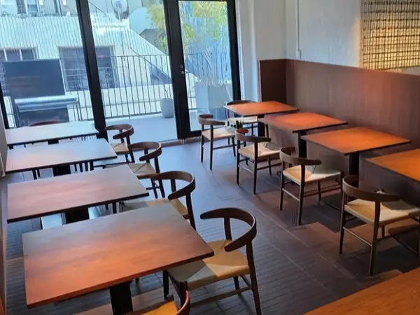 麻布十番のフレンチ居抜きの内装