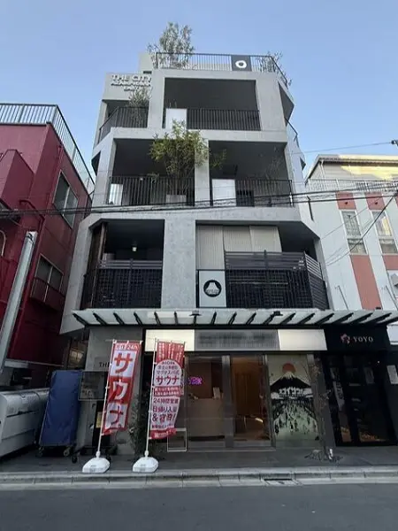 麻布十番の居抜き店舗の外観