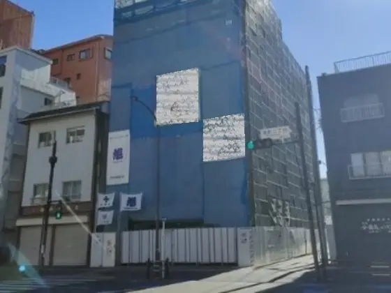 府中のスケルトン店舗物件の外観