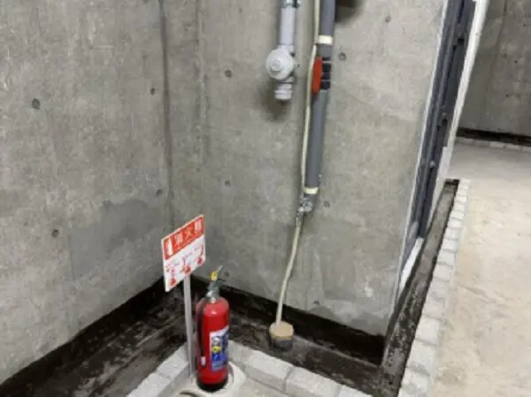 田原町のスケルトン物件の内装