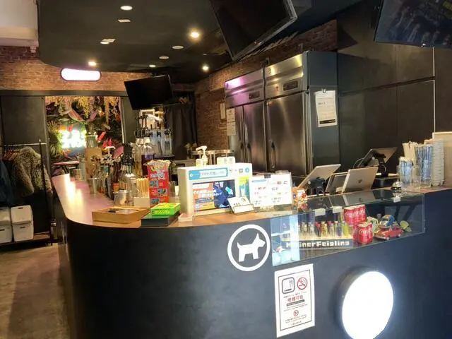 居酒屋の居抜き物件の内装