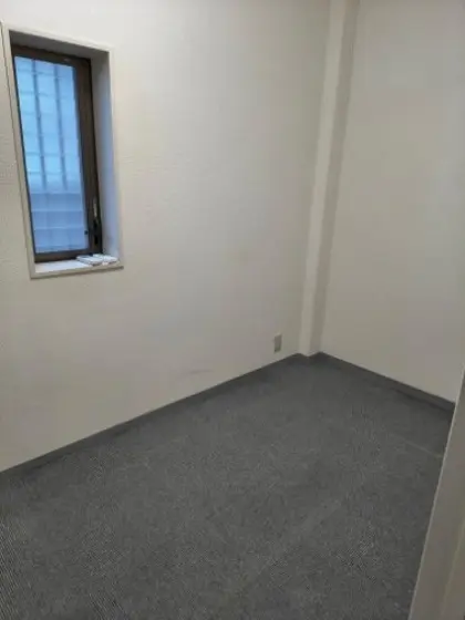 大鳥居の事務所仕様物件の内装