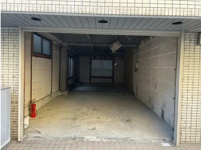 調布のスケルトン物件の内装