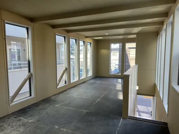 貸店舗(スケルトン)の内装