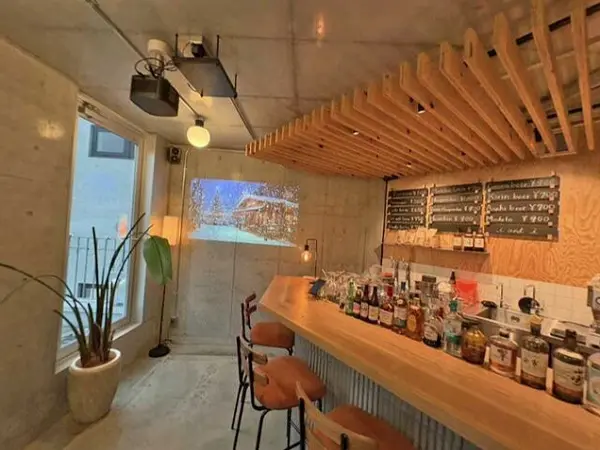 表参道のカフェ・喫茶店居抜きのカウンター