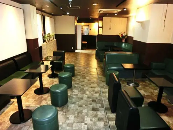 スナック・パブの居抜き物件の内装