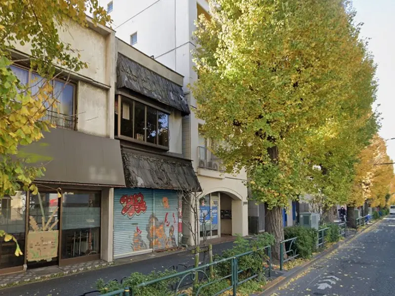 新高円寺の焼鳥・焼きとん居抜きの外観