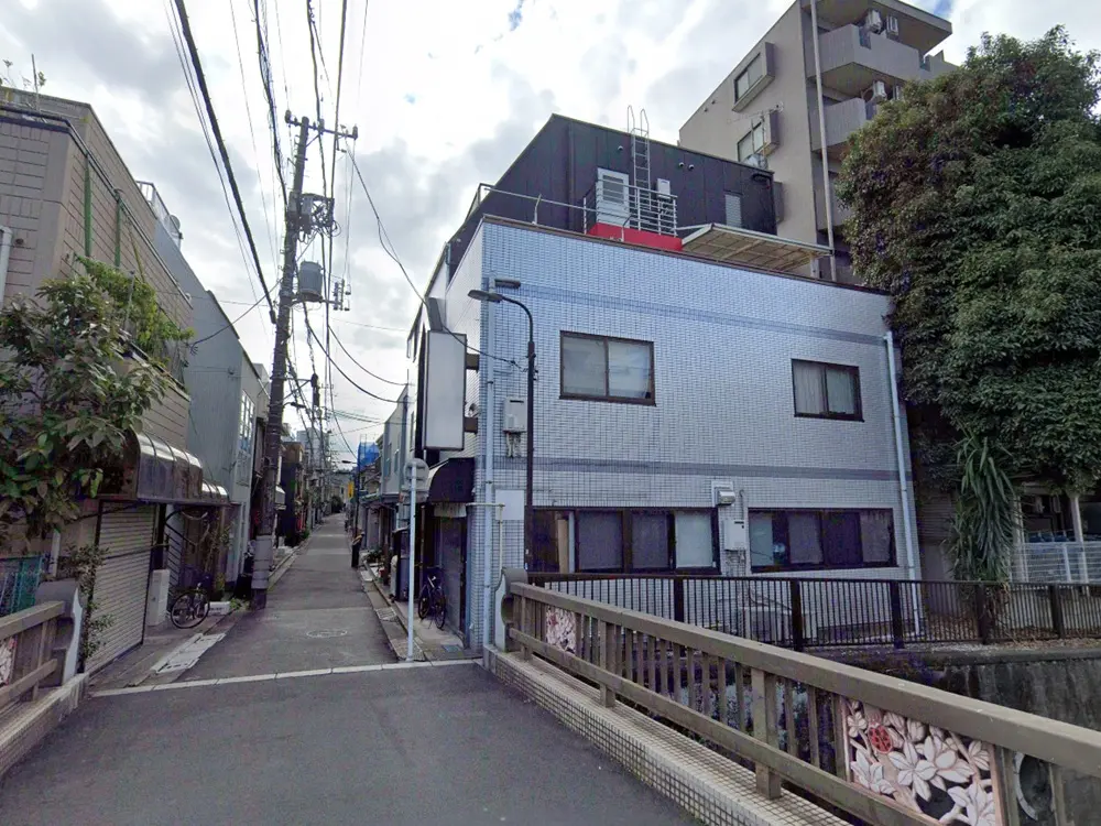 テイクアウトの居抜き物件の外観