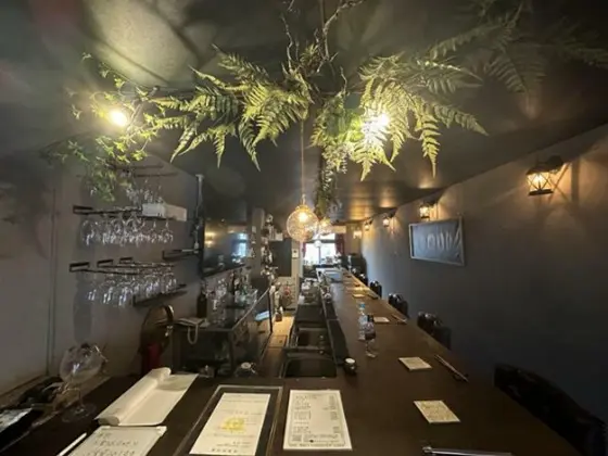 ダイニングバーの居抜き物件の内装