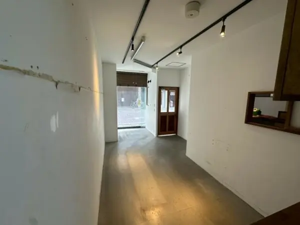 蕨のカフェ・喫茶店居抜きの内装