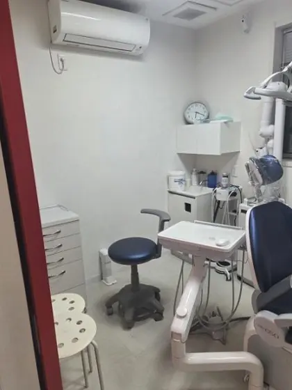 歯科の居抜き物件の内装