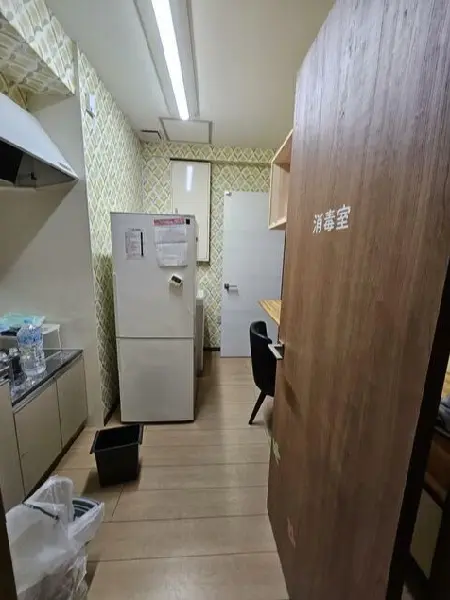 大泉学園の医院居抜きの内装