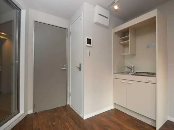 貸店舗(事務所仕様)の内装