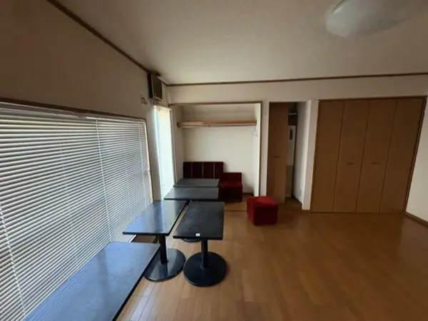 柴又のスナック・パブ居抜きの内装