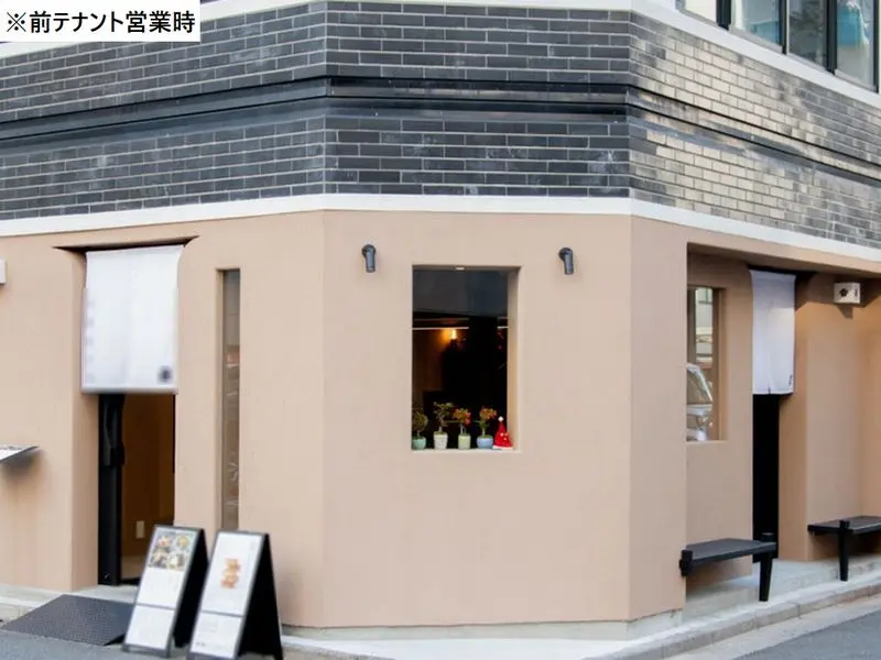 浅草橋のカフェ・喫茶店居抜きのエントランス