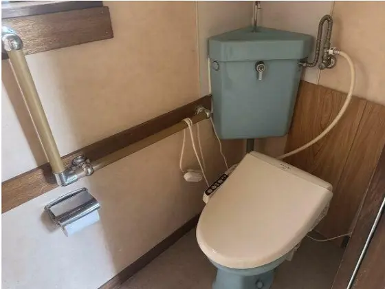 貸店舗(スケルトン)の内装