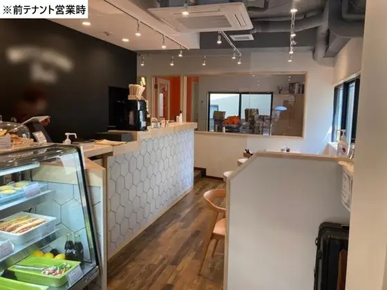 テイクアウトの居抜き物件の内装