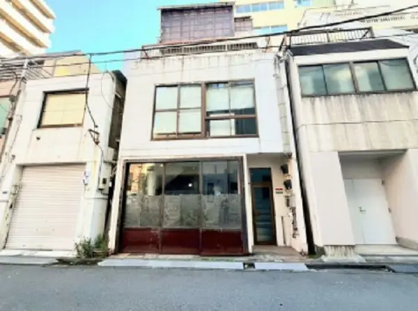 新日本橋のスケルトン物件の外観