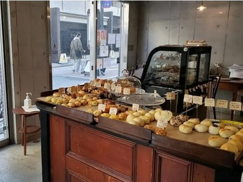 パン屋の居抜き物件の内装