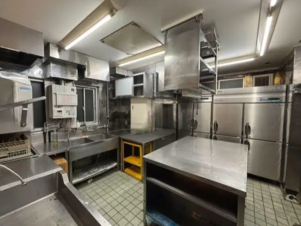 門前仲町の居酒屋居抜きの厨房