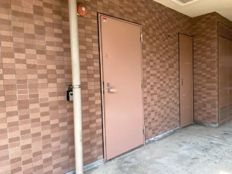 志木のスケルトン物件の共用部