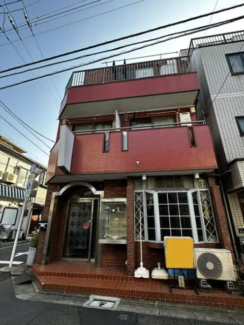 中華料理の居抜き物件の外観