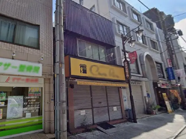 武蔵新城のスケルトン店舗物件の外観