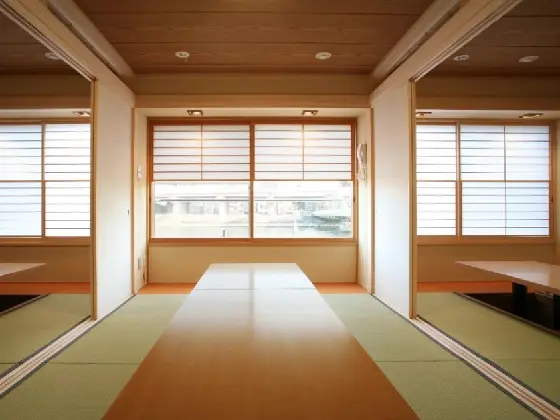 寿司の居抜き物件の座敷