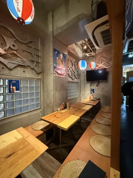居酒屋の居抜き物件の内装