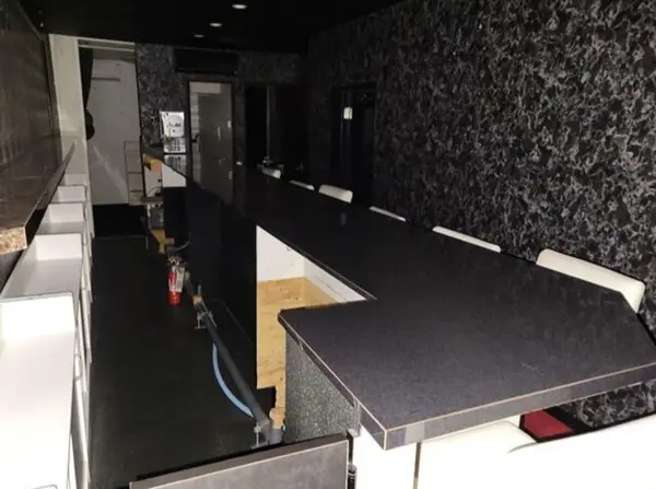 スナック・パブの居抜き物件の内装