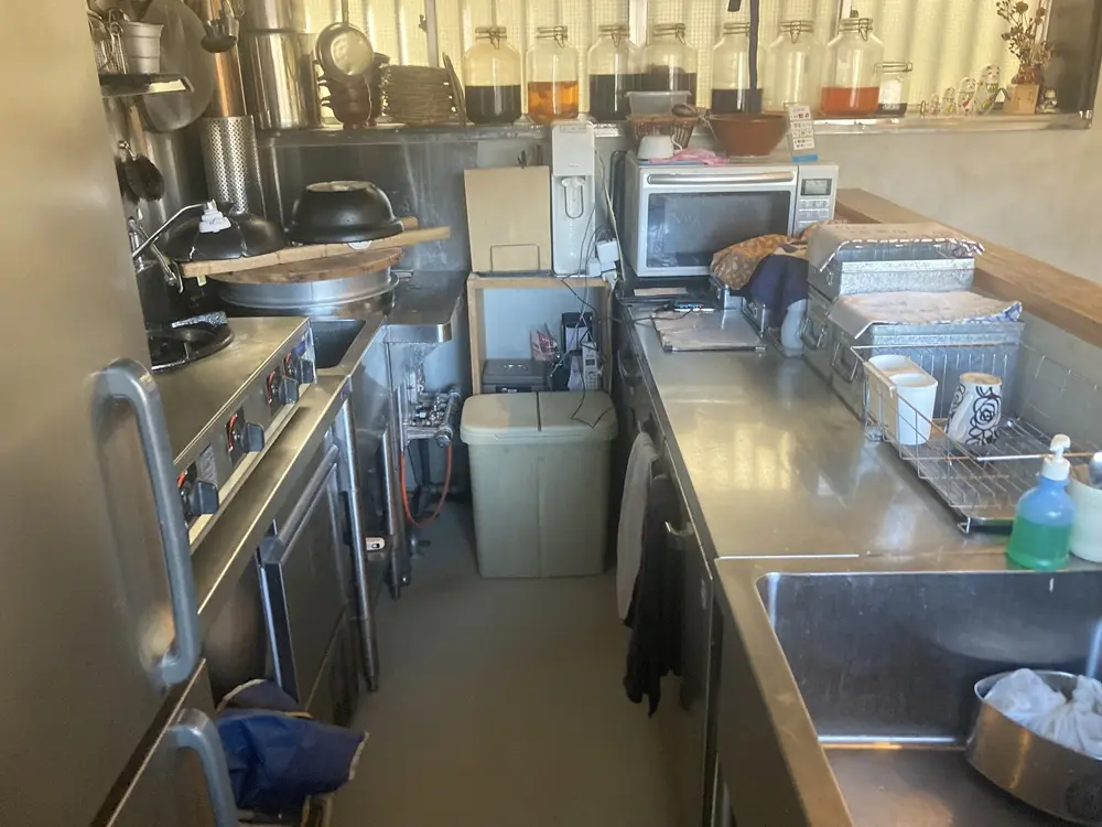 神楽坂のうどん・そば居抜きの内装