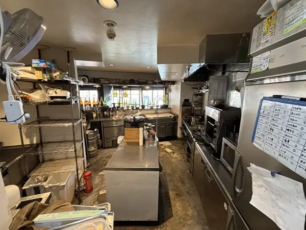 赤羽の居抜き店舗の厨房