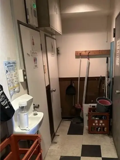 貸店舗(事務所仕様)の共用部