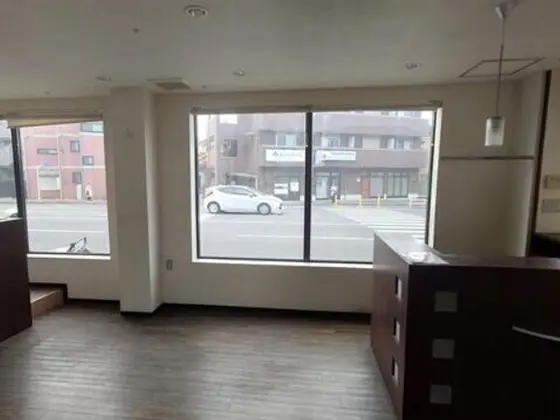 美容室・理容室の居抜き物件の内装