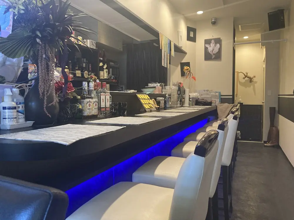 東神奈川のBAR・ショットバー居抜きの内装